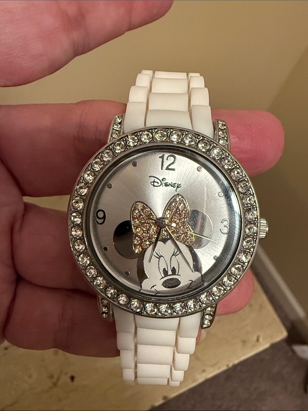 Disney Minnie Mouse Crystal Bow White Bracelet Watch